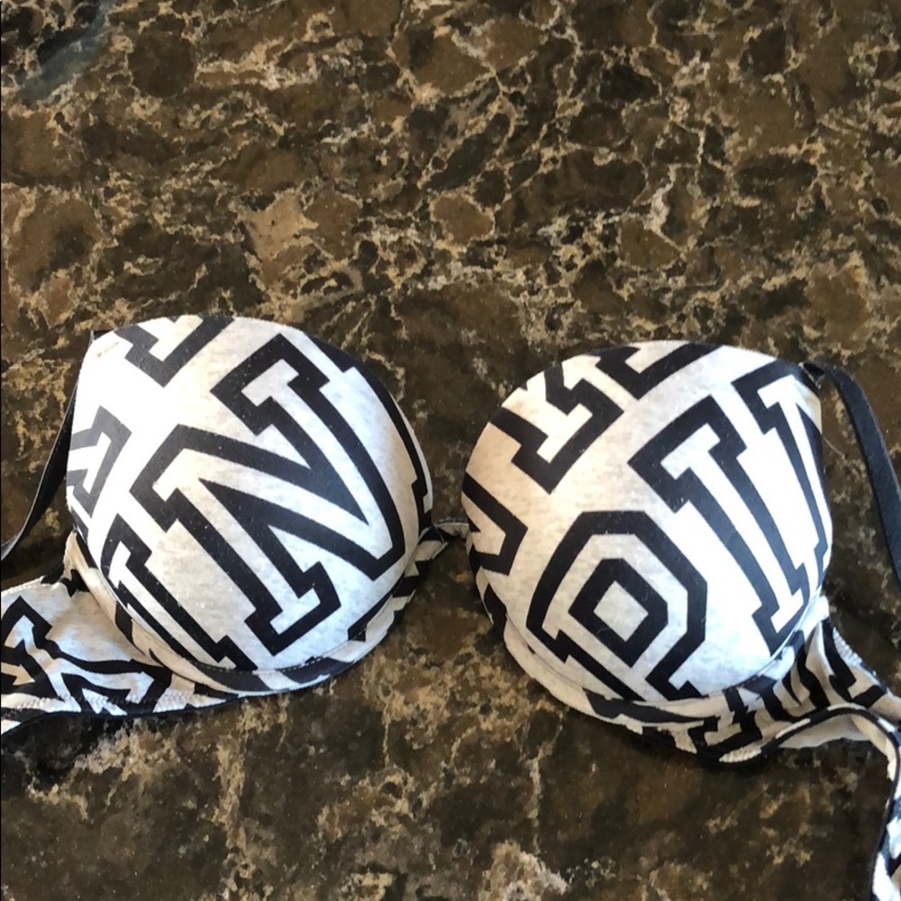 VS Pink Bra